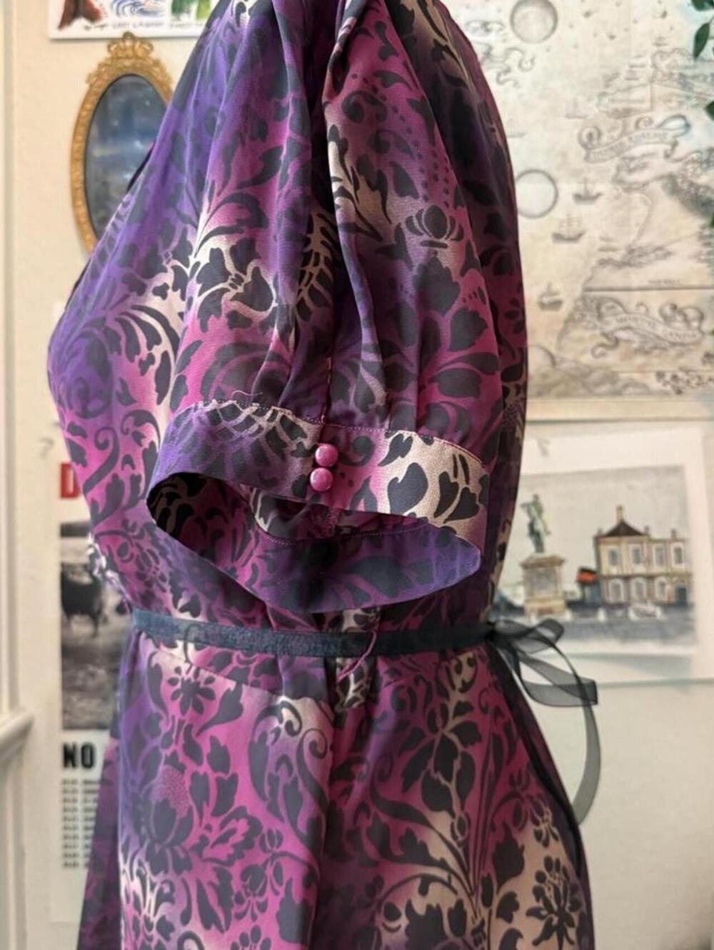 Daisy Fuentes Sheer Floral Empire Waist Blouse with Cami - Picture 3 of 8